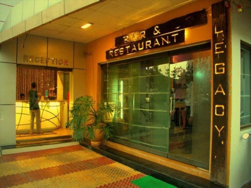 Hotel Sai Regency Даман Екстериор снимка