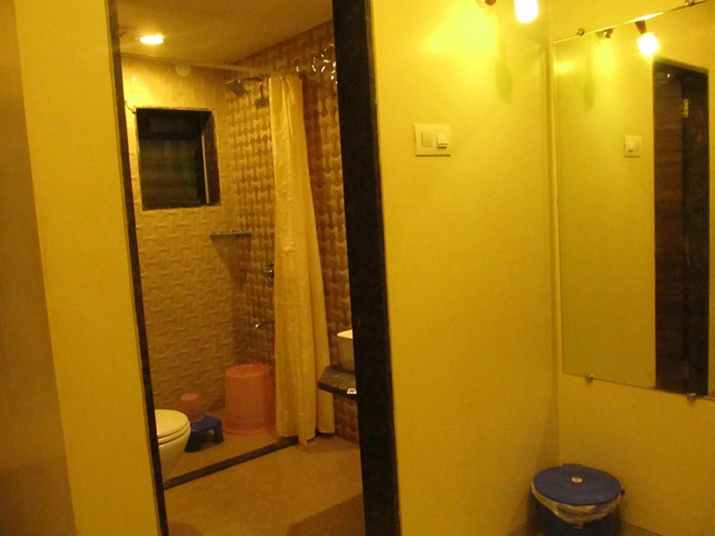 Hotel Sai Regency Даман Екстериор снимка