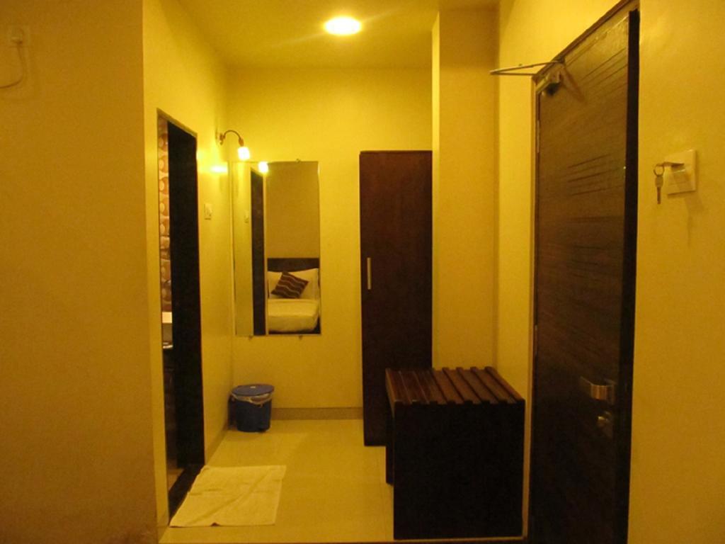 Hotel Sai Regency Даман Екстериор снимка
